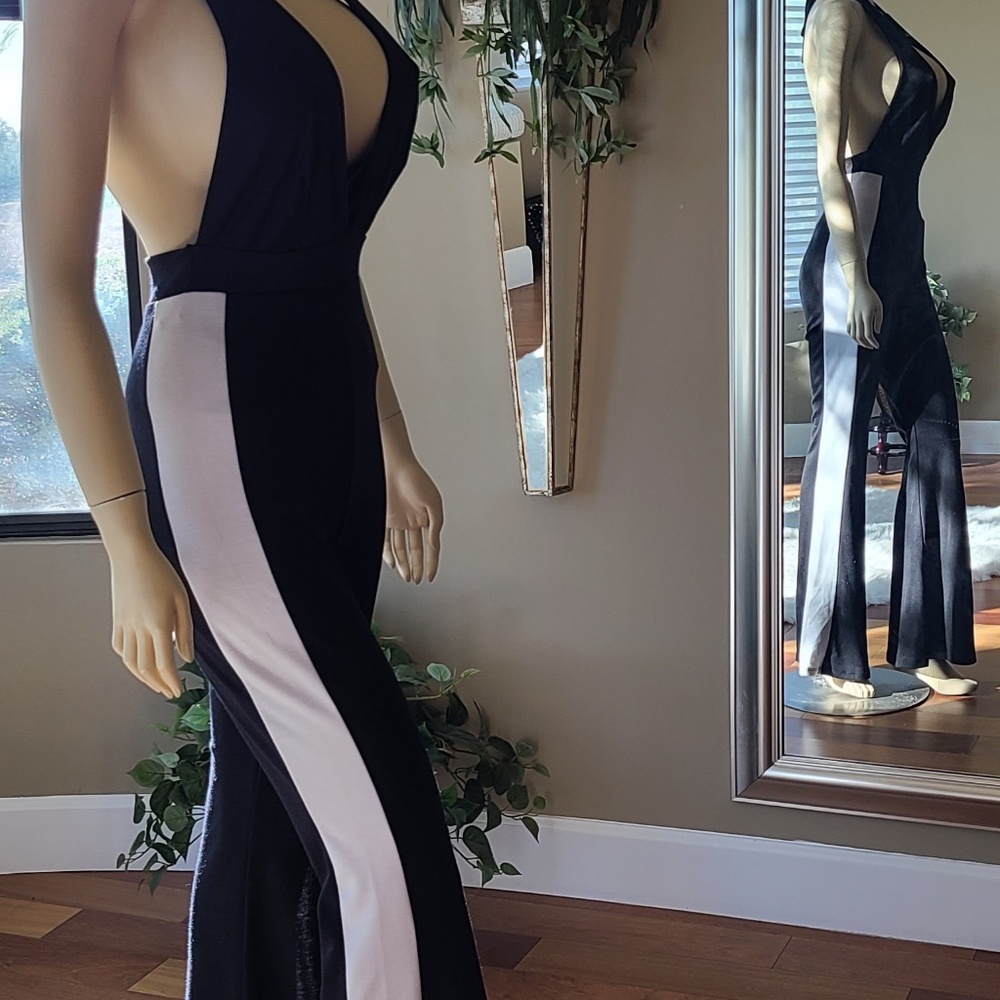 SEXY BLACK HALTER JUMPSUIT